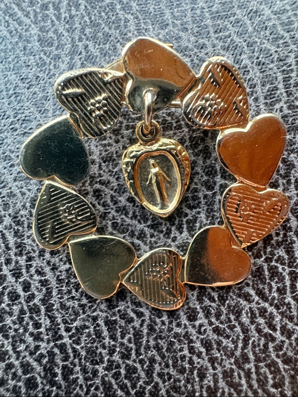 Vintage Virgin Mary Magic Hearts Brooch Gold-tone Wreath of Love & Peace Pin